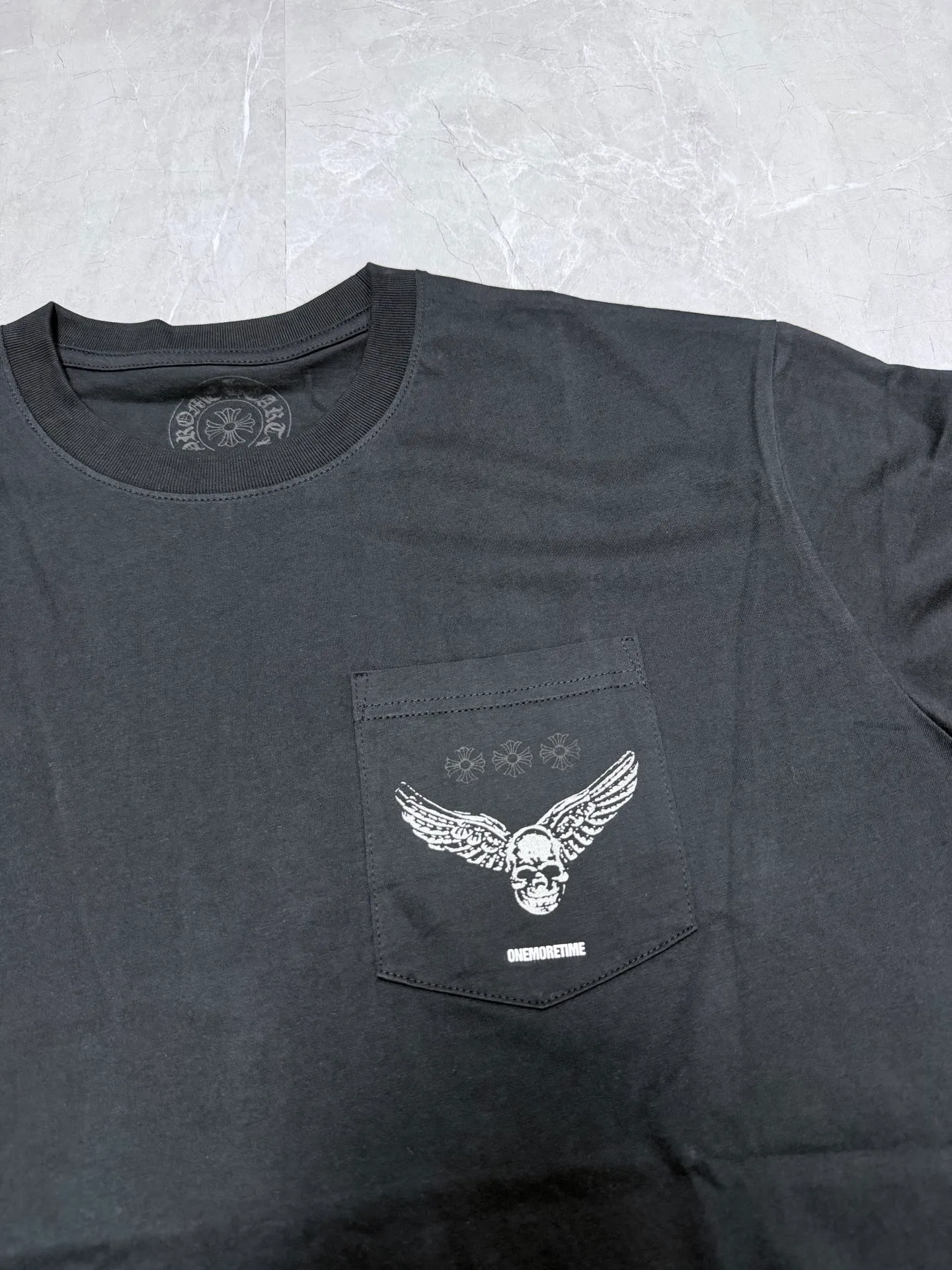 26New Arrival Series Foti Yungblud T Same Style 。 Size：S.M.L.